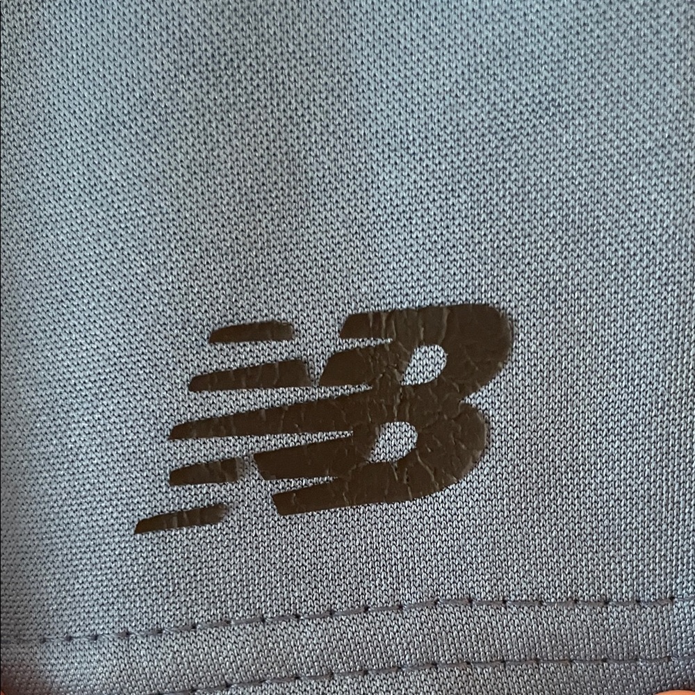 New Balance Blue Pullover and Shorts Set - Picture 4 of 8